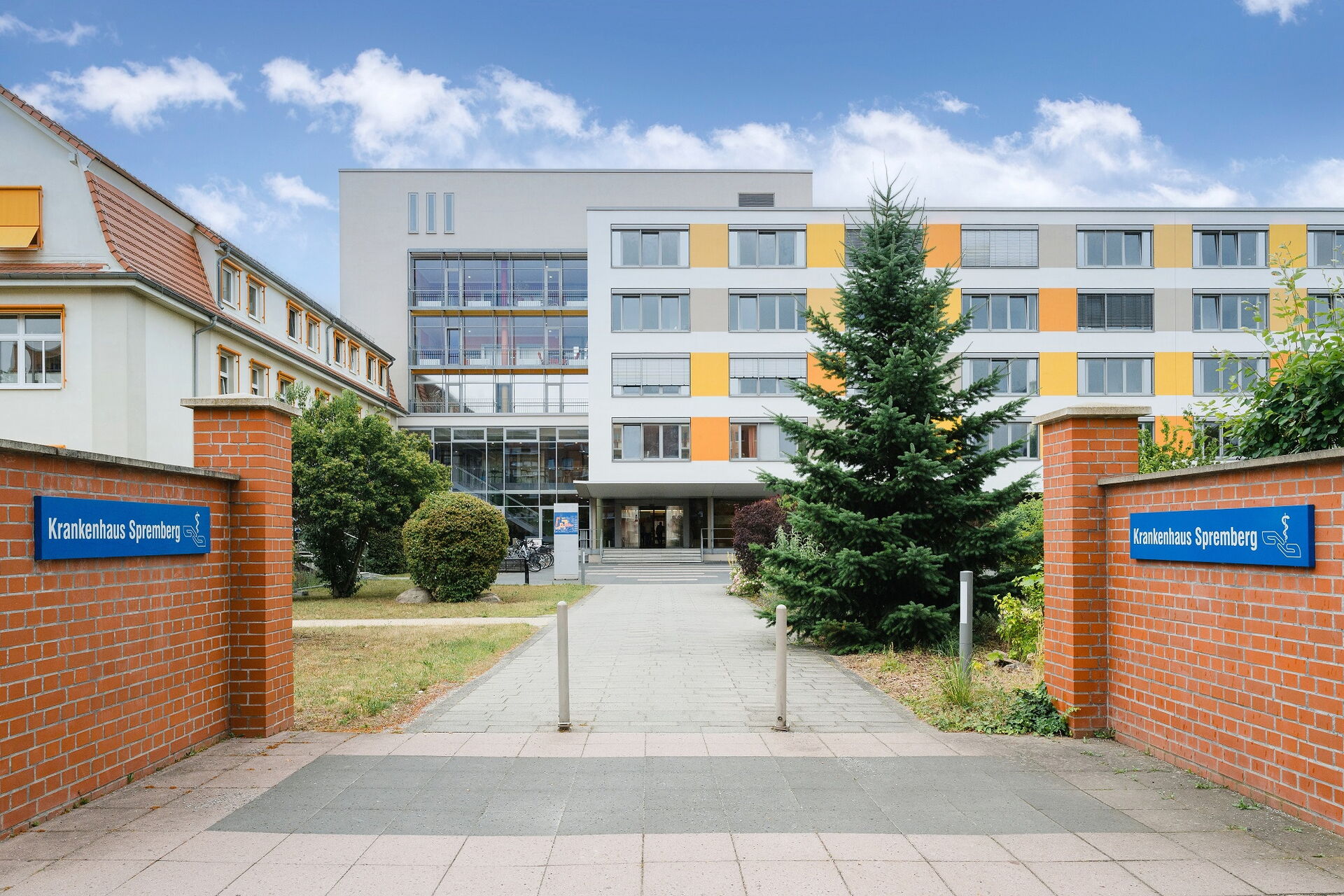 Zufriedene Patienten im Krankenhaus Spremberg